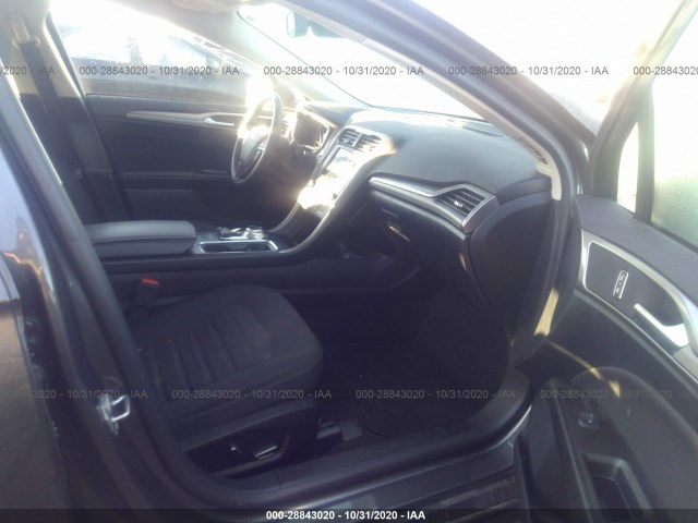 Photo 4 VIN: 3FA6P0H77KR243272 - FORD FUSION 