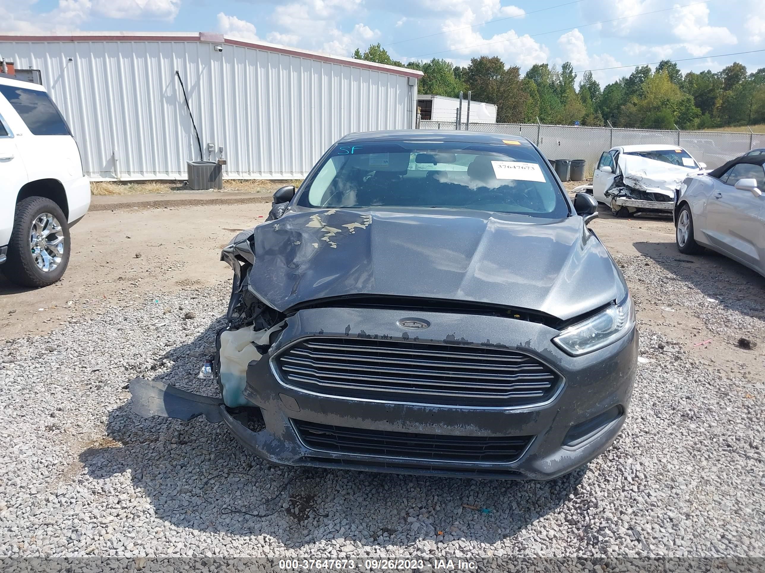 Photo 11 VIN: 3FA6P0H78GR330086 - FORD FUSION 