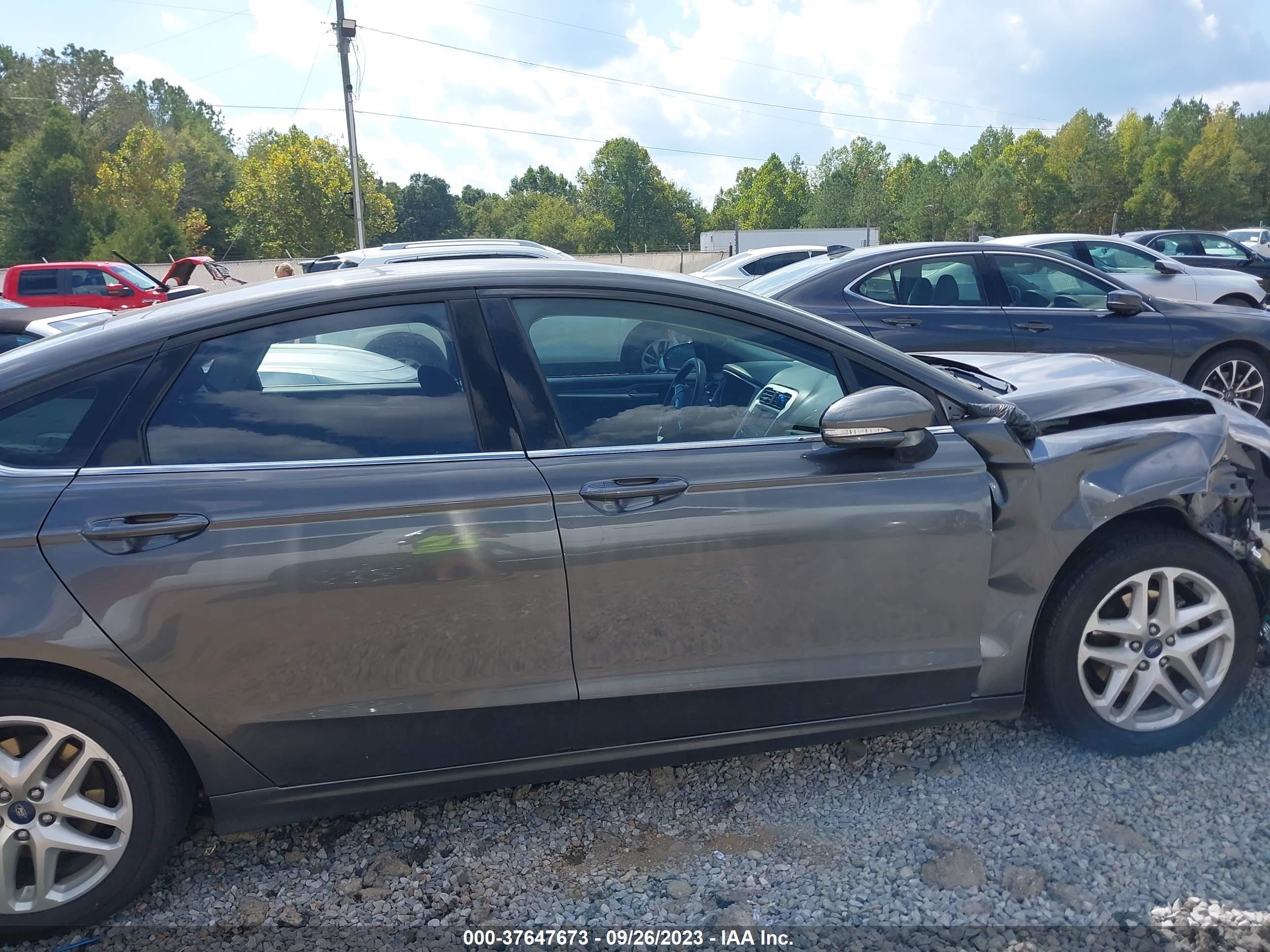 Photo 12 VIN: 3FA6P0H78GR330086 - FORD FUSION 