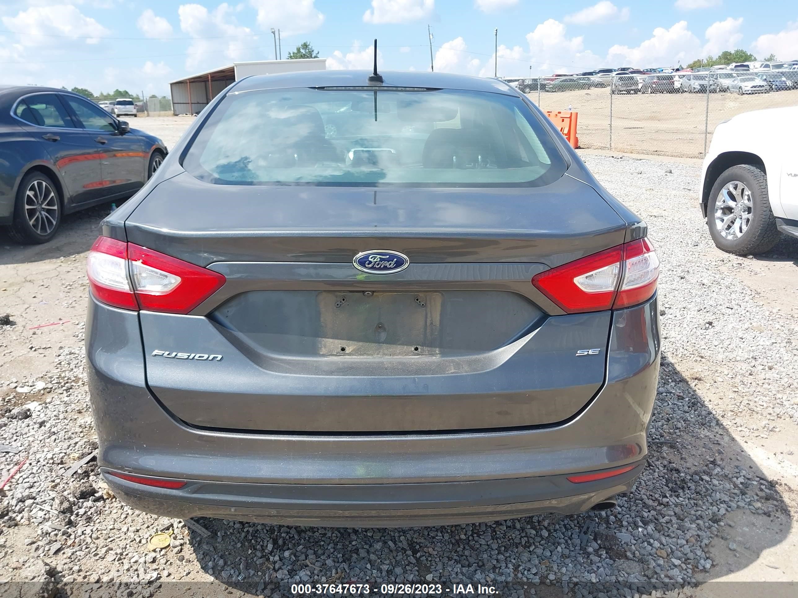 Photo 15 VIN: 3FA6P0H78GR330086 - FORD FUSION 