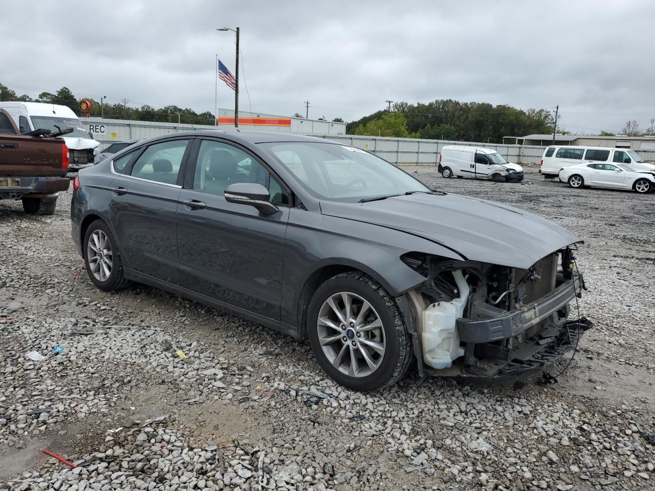 Photo 3 VIN: 3FA6P0H78HR144789 - FORD FUSION 