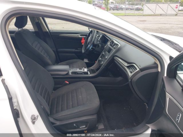 Photo 4 VIN: 3FA6P0H78HR231009 - FORD FUSION 