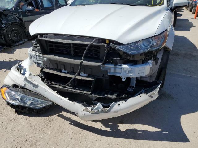 Photo 8 VIN: 3FA6P0H78HR370640 - FORD FUSION SE 