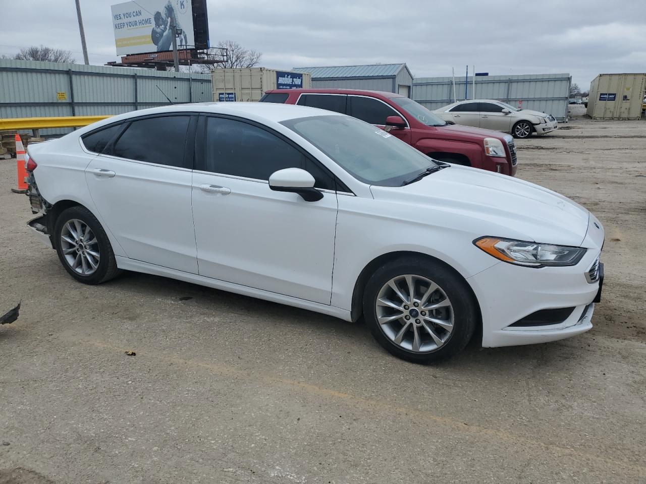 Photo 3 VIN: 3FA6P0H78HR370816 - FORD FUSION 