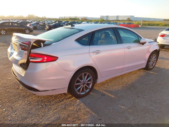 Photo 3 VIN: 3FA6P0H78HR379080 - FORD FUSION 