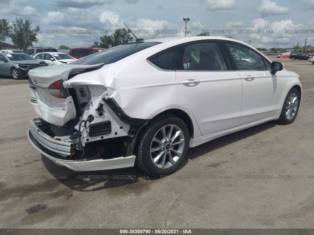 Photo 3 VIN: 3FA6P0H78HR403880 - FORD FUSION 