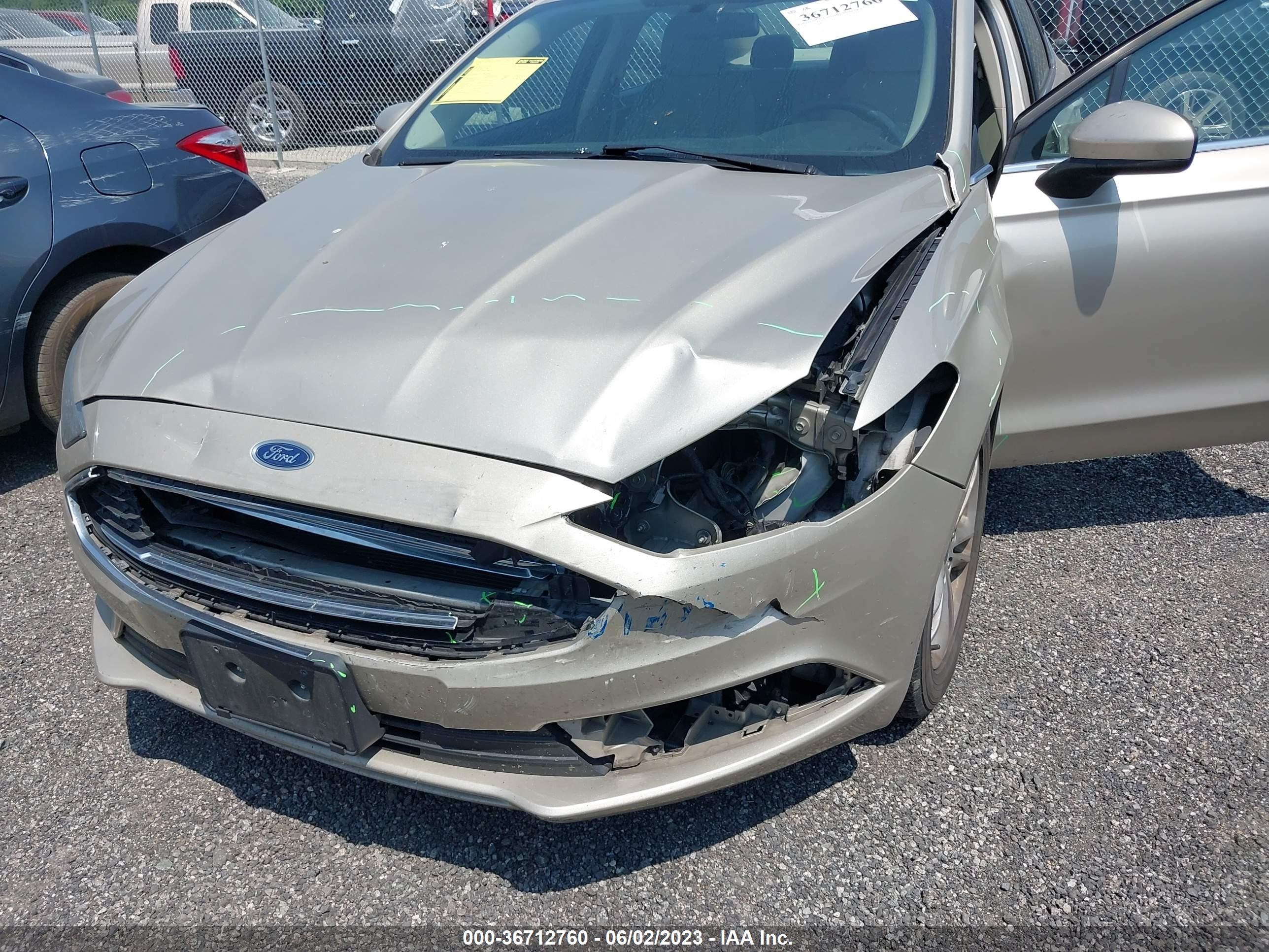 Photo 5 VIN: 3FA6P0H78JR113709 - FORD FUSION 