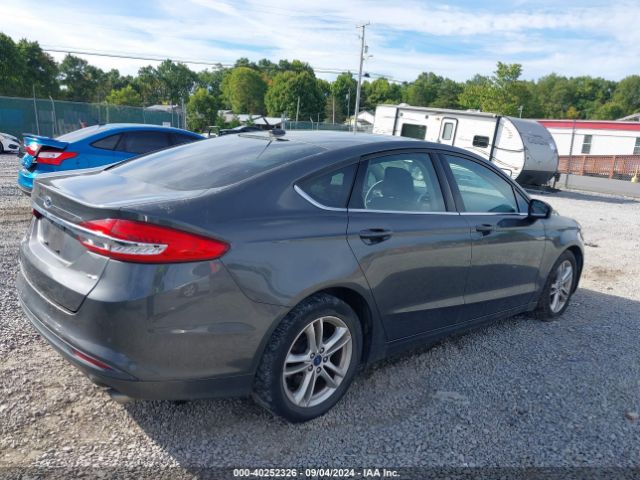 Photo 3 VIN: 3FA6P0H78JR135676 - FORD FUSION 