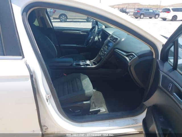 Photo 4 VIN: 3FA6P0H78JR171190 - FORD FUSION 