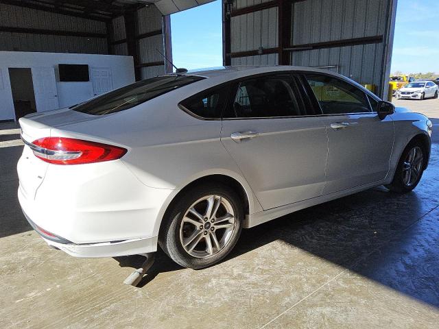 Photo 2 VIN: 3FA6P0H78JR179256 - FORD FUSION SE 