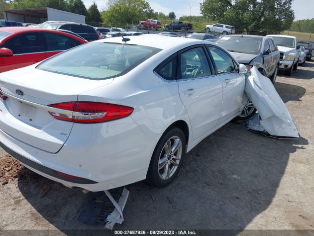 Photo 3 VIN: 3FA6P0H78JR182223 - FORD FUSION 