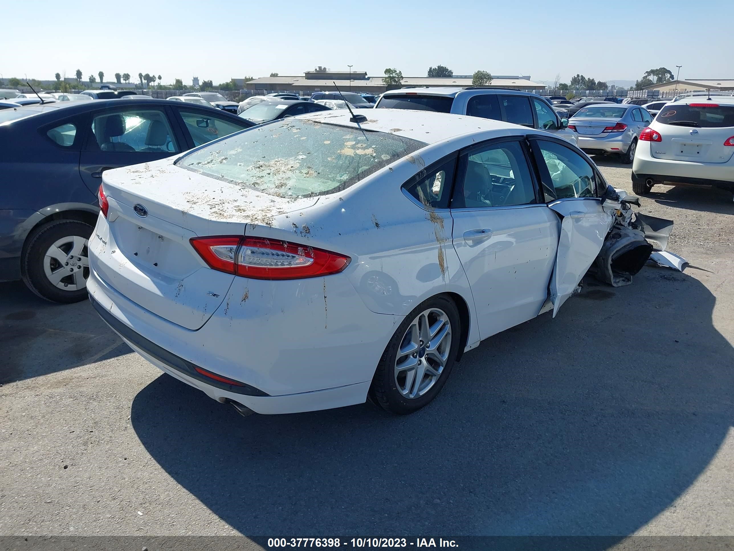 Photo 3 VIN: 3FA6P0H79DR275806 - FORD FUSION 