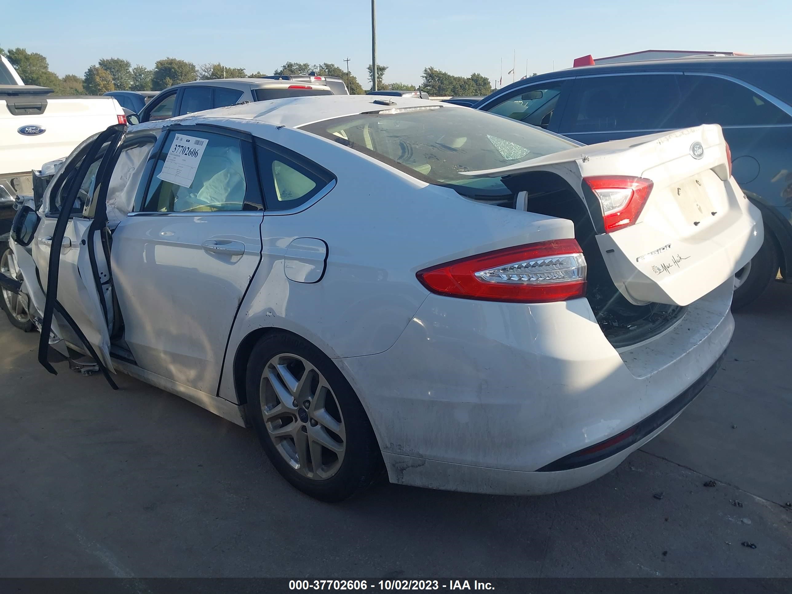 Photo 2 VIN: 3FA6P0H79ER135644 - FORD FUSION 