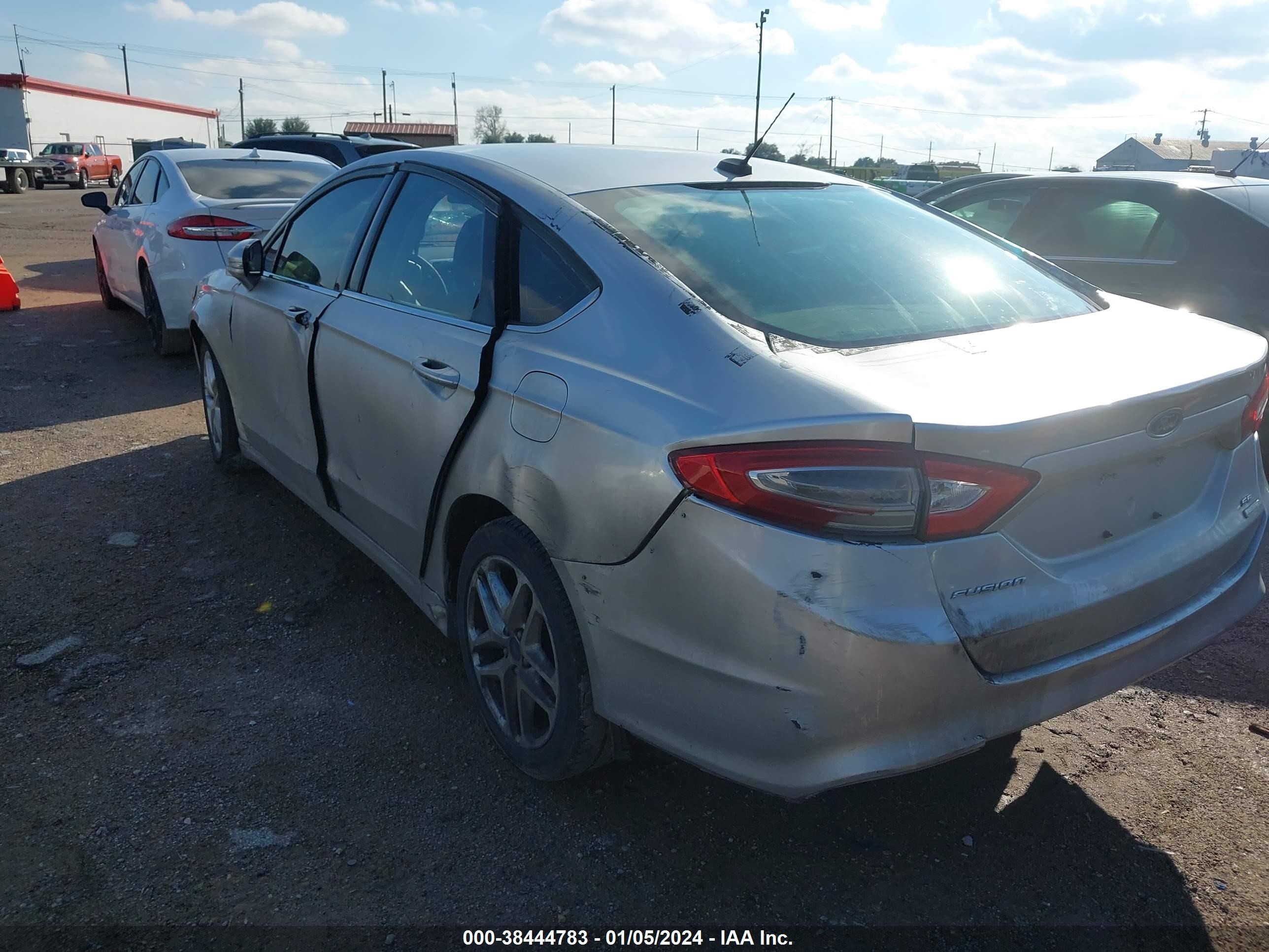 Photo 2 VIN: 3FA6P0H79ER301595 - FORD FUSION 