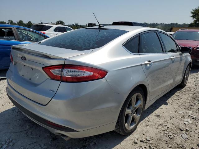 Photo 2 VIN: 3FA6P0H79FR112561 - FORD FUSION SE 