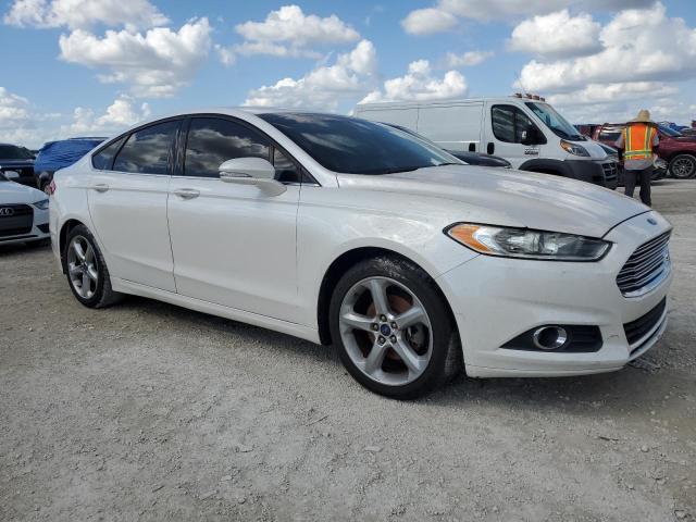 Photo 3 VIN: 3FA6P0H79FR141753 - FORD FUSION SE 