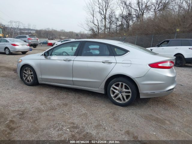 Photo 2 VIN: 3FA6P0H79GR142743 - FORD FUSION 