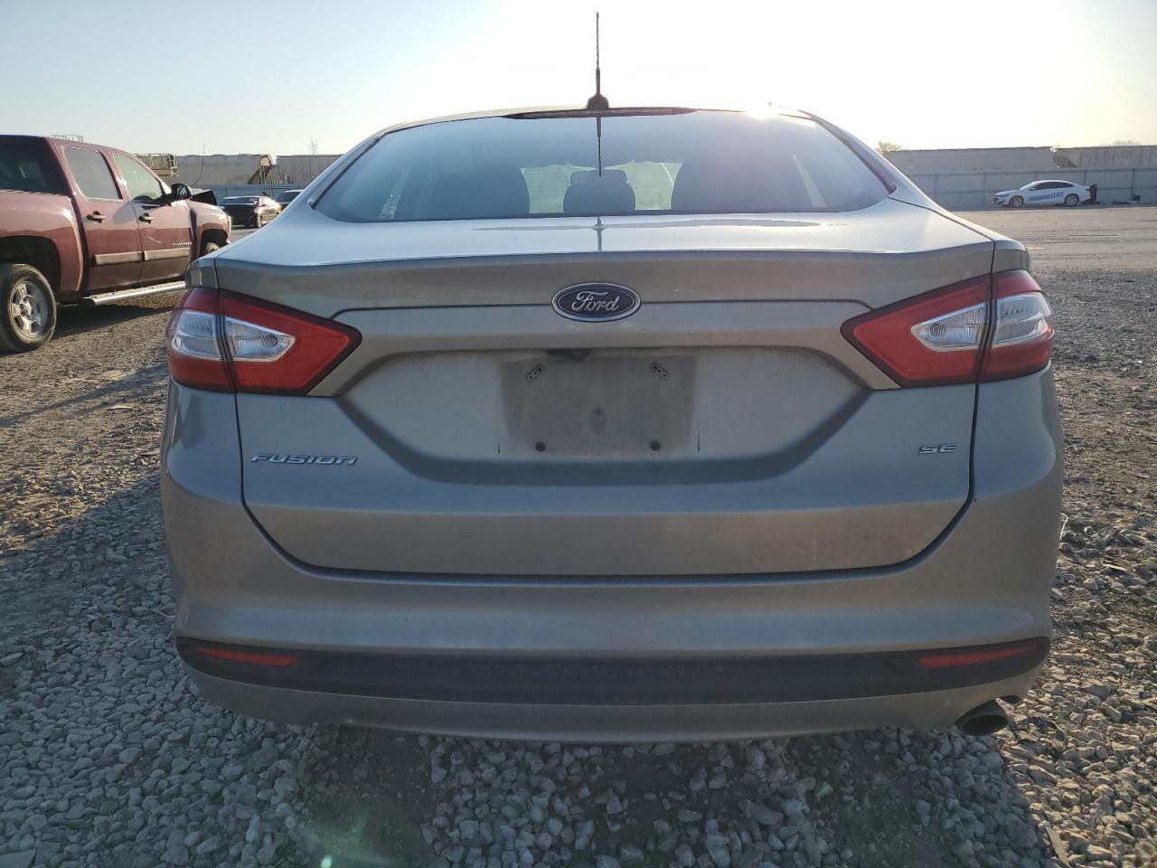 Photo 5 VIN: 3FA6P0H79GR146517 - FORD FUSION 