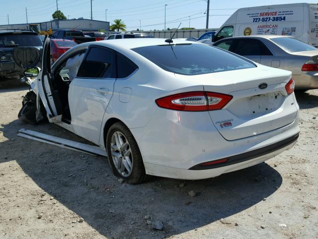 Photo 2 VIN: 3FA6P0H79GR200043 - FORD FUSION SE 