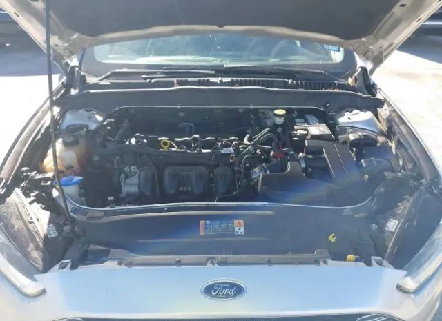 Photo 9 VIN: 3FA6P0H79GR354929 - FORD FUSION 