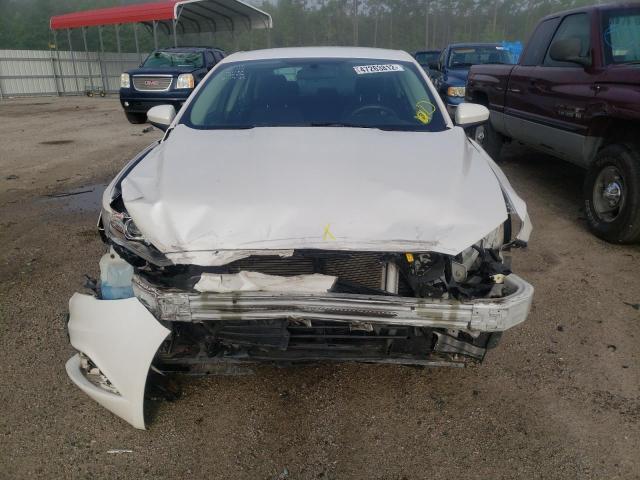 Photo 8 VIN: 3FA6P0H79HR148530 - FORD FUSION SE 