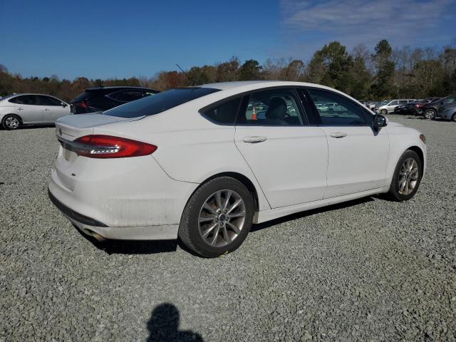 Photo 2 VIN: 3FA6P0H79HR154523 - FORD FUSION SE 