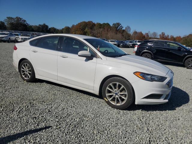 Photo 3 VIN: 3FA6P0H79HR154523 - FORD FUSION SE 