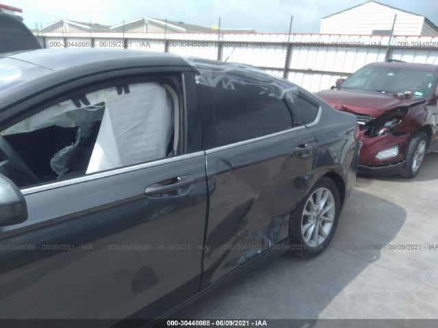 Photo 5 VIN: 3FA6P0H79HR200061 - FORD FUSION 