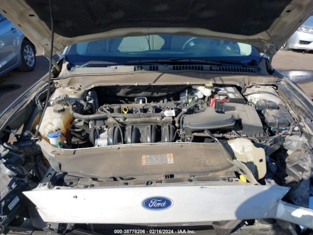 Photo 9 VIN: 3FA6P0H79HR215756 - FORD FUSION 