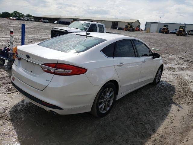 Photo 2 VIN: 3FA6P0H79HR215997 - FORD FUSION SE 