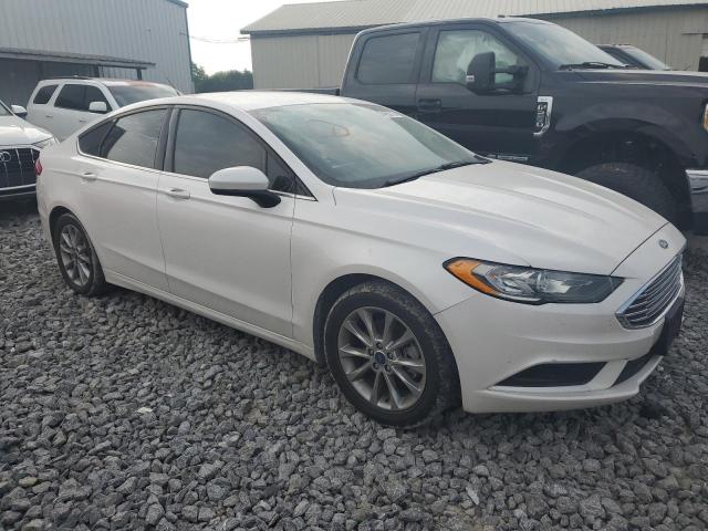 Photo 3 VIN: 3FA6P0H79HR215997 - FORD FUSION SE 