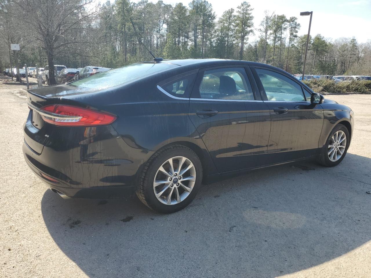 Photo 2 VIN: 3FA6P0H79HR253827 - FORD FUSION 