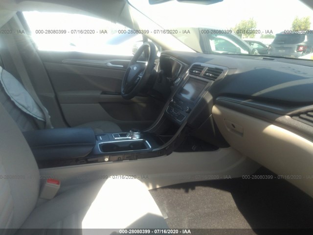 Photo 4 VIN: 3FA6P0H79KR186248 - FORD FUSION 