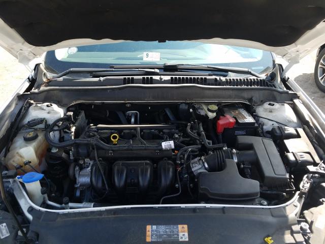 Photo 6 VIN: 3FA6P0H7XDR388938 - FORD FUSION SE 