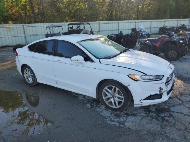 Photo 3 VIN: 3FA6P0H7XER315358 - FORD FUSION SE 