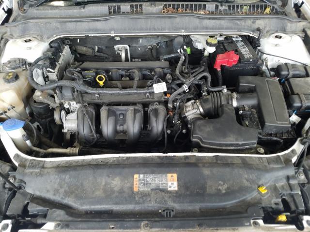 Photo 6 VIN: 3FA6P0H7XFR139042 - FORD FUSION SE 