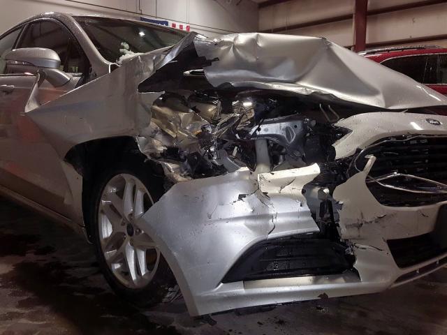 Photo 8 VIN: 3FA6P0H7XFR171179 - FORD FUSION SE 