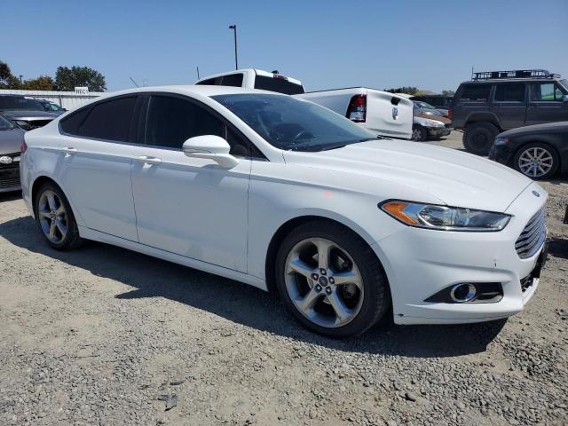 Photo 3 VIN: 3FA6P0H7XFR184062 - FORD FUSION SE 