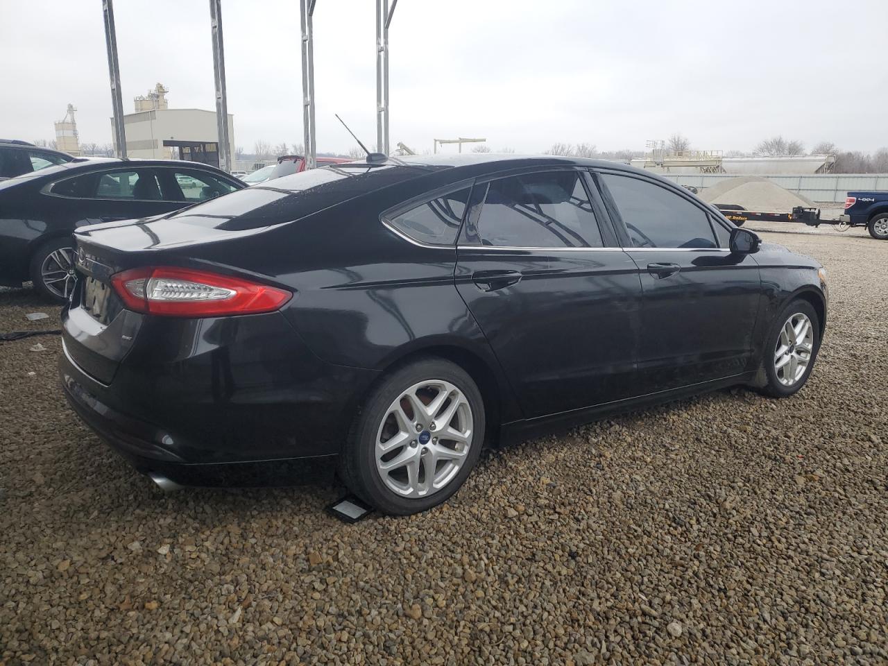 Photo 2 VIN: 3FA6P0H7XFR267197 - FORD FUSION 