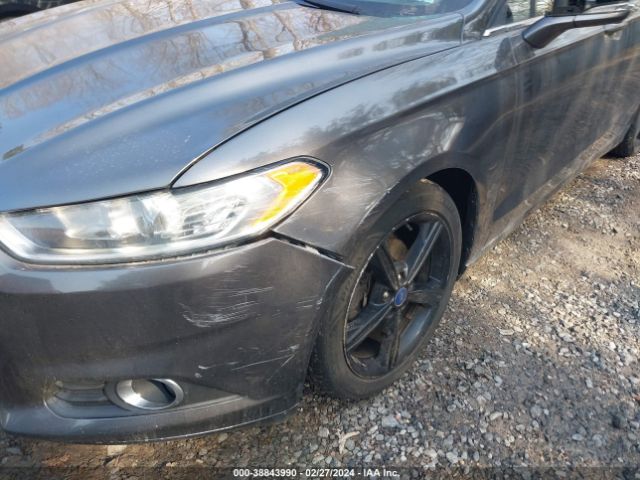 Photo 5 VIN: 3FA6P0H7XGR109198 - FORD FUSION 