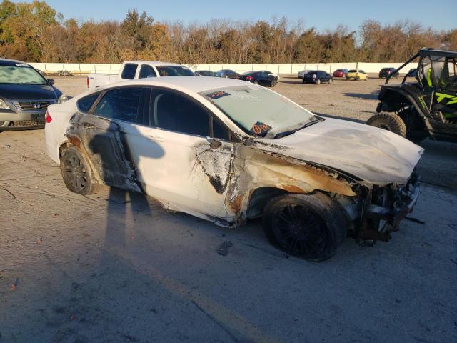 Photo 3 VIN: 3FA6P0H7XGR143402 - FORD FUSION SE 