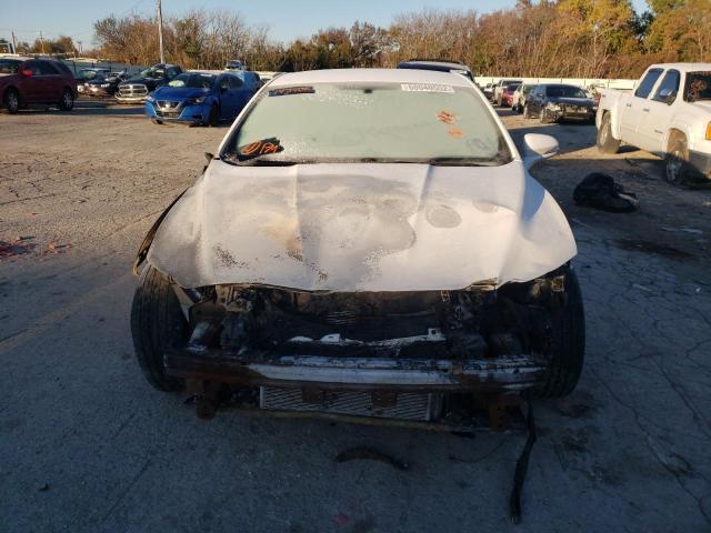 Photo 4 VIN: 3FA6P0H7XGR143402 - FORD FUSION SE 