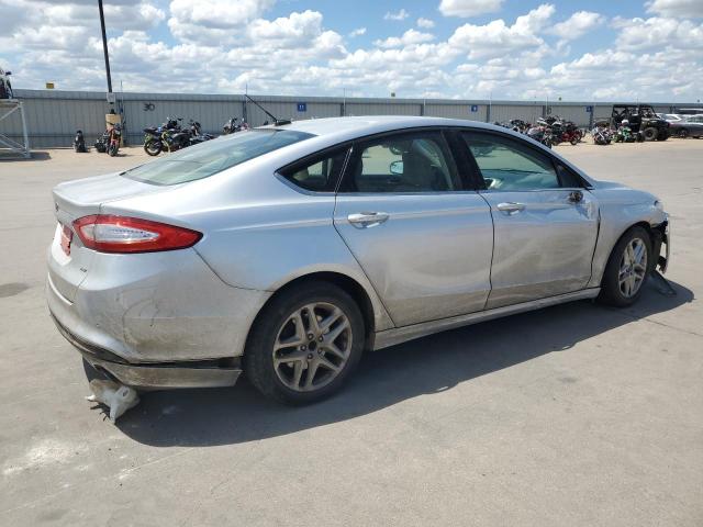 Photo 2 VIN: 3FA6P0H7XGR144727 - FORD FUSION SE 