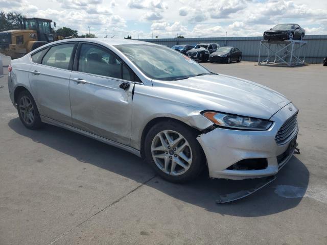 Photo 3 VIN: 3FA6P0H7XGR144727 - FORD FUSION SE 