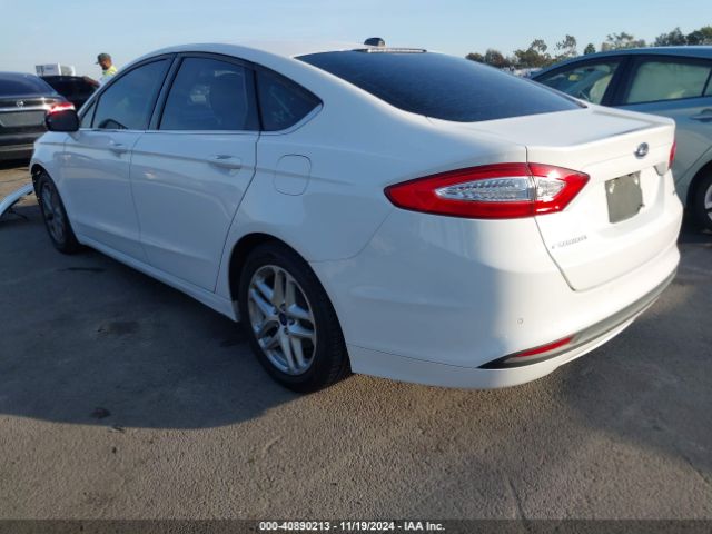 Photo 2 VIN: 3FA6P0H7XGR144730 - FORD FUSION 