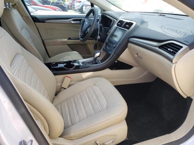 Photo 4 VIN: 3FA6P0H7XGR191112 - FORD FUSION SE 