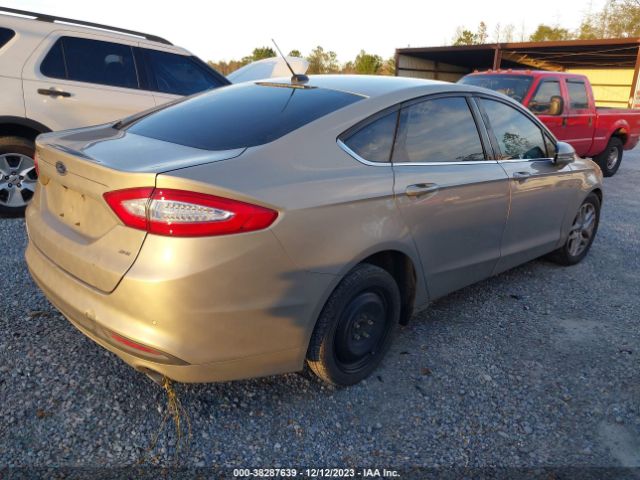 Photo 3 VIN: 3FA6P0H7XGR200620 - FORD FUSION 