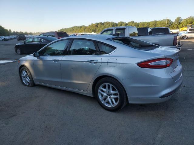 Photo 1 VIN: 3FA6P0H7XGR231396 - FORD FUSION SE 