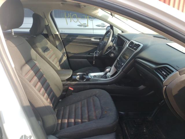 Photo 4 VIN: 3FA6P0H7XGR243113 - FORD FUSION 