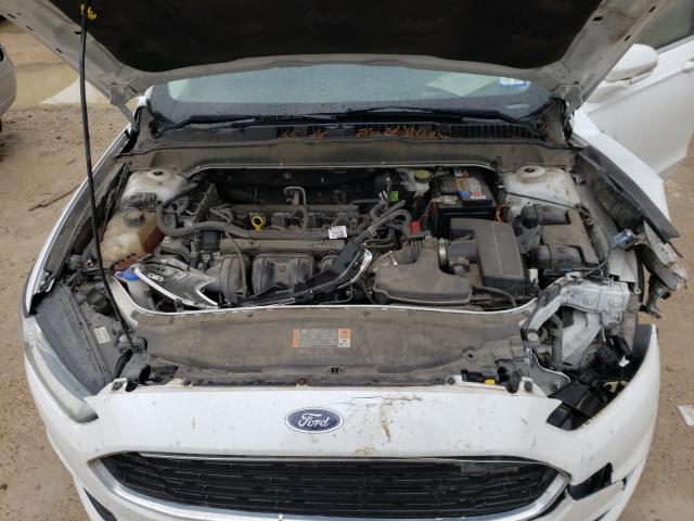 Photo 6 VIN: 3FA6P0H7XGR251115 - FORD FUSION SE 